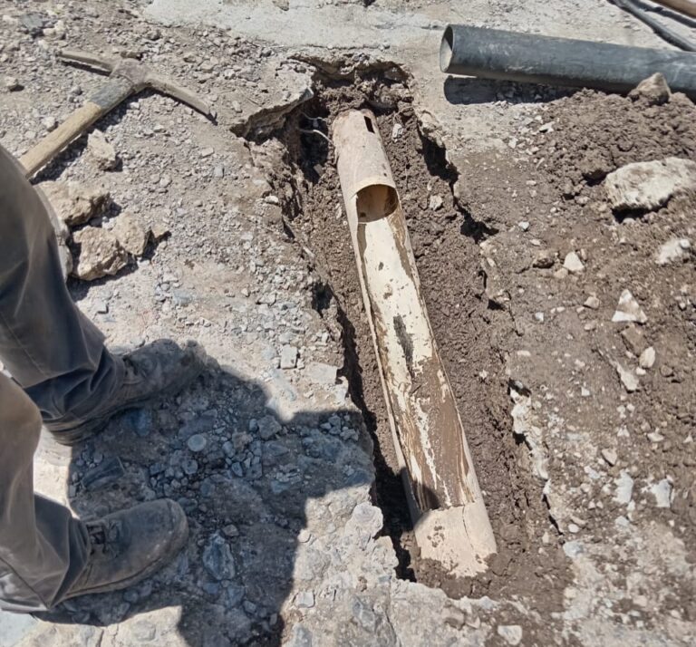 Lluvias exhiben drenaje obsoleto en Concha del Oro
