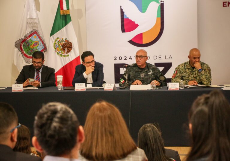 Operan policías sin certificación