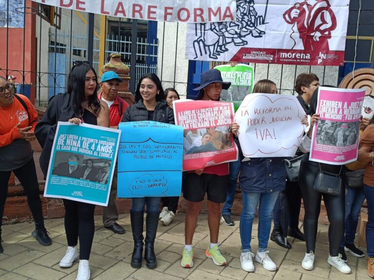 Piden estudiantes debate por Plan C
