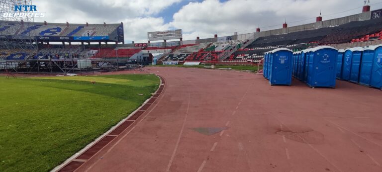 Pista de Tartán en malas condiciones