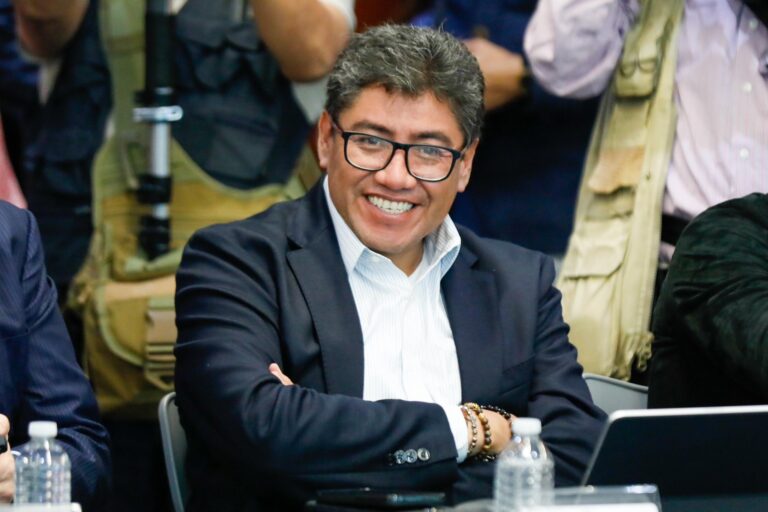 Presenta SMA iniciativa para reducir salarios a jueces y magistrados