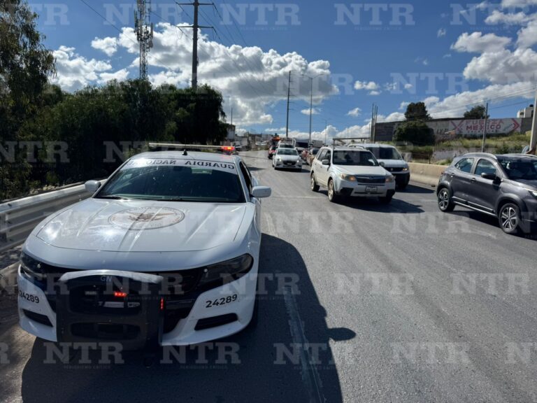 Registran tráfico por accidente vehicular sobre bulevar Bicentenario
