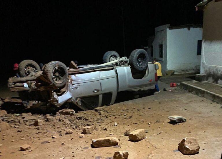 Se vuelca camioneta en Chalchihuites; hay un herido
