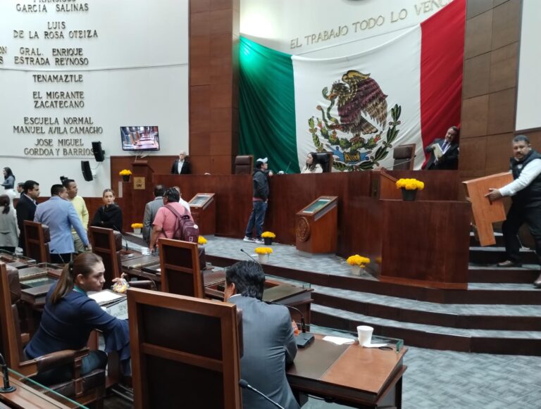 Aprueban ‘supremacía constitucional’