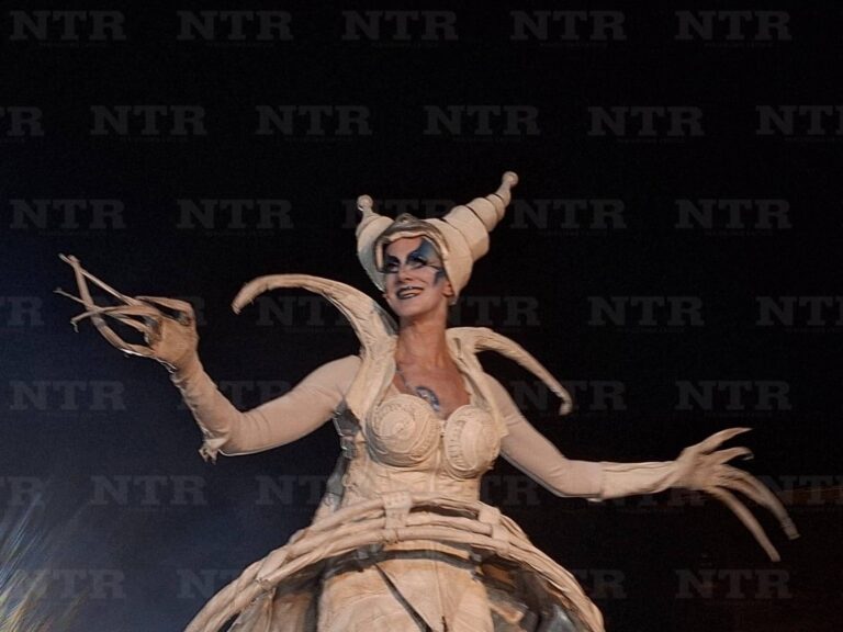 Con sueños y pesadillas, inauguran Teatro de Calle