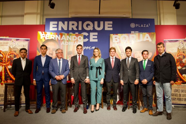 Fernando y Borja apadrinan final de novillada sin picadores