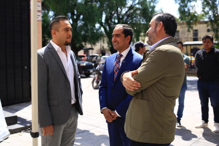 Inauguran Plaza Comercial en Guadalupe