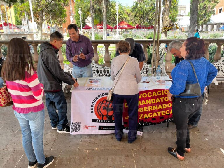 Recaudan firmas para revocación en Fresnillo