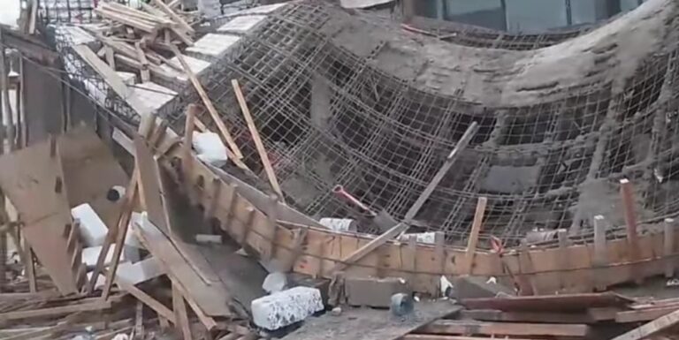 Se desploma obra en Acuario de Veracruz por vientos