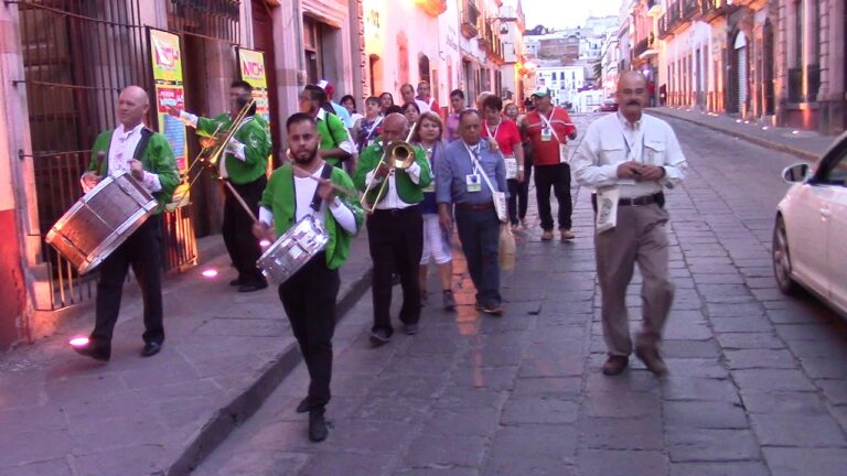 Necesario, regular trayecto de callejoneadas