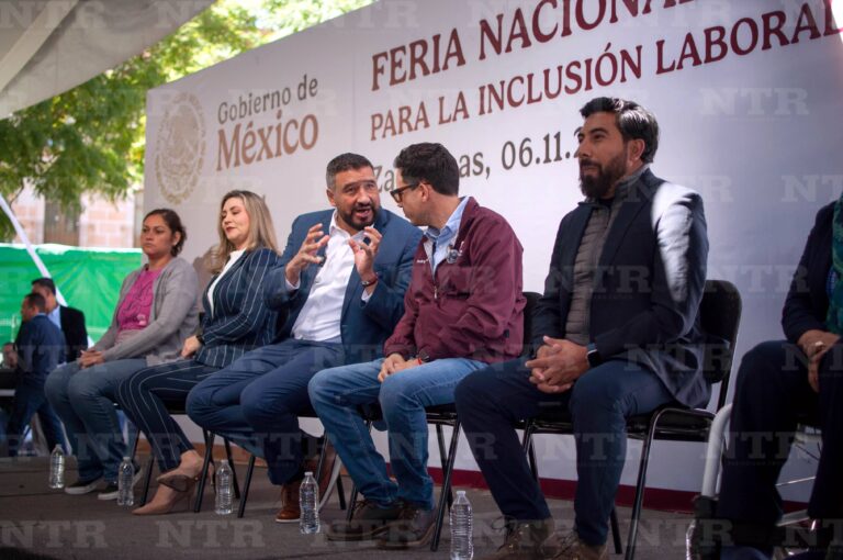 Realizan Feria Nacional del Empleo para la Inclusión Laboral