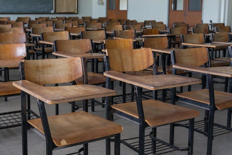 Aplican estrategias para evitar deserción escolar