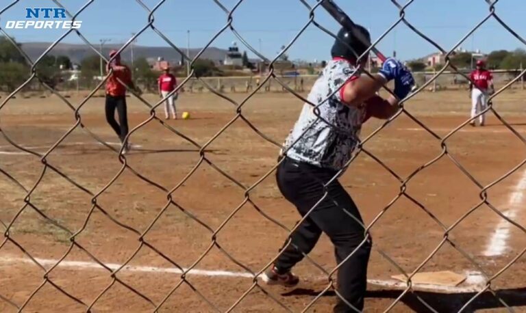 Deportivo El Patrón gana en los extra innings