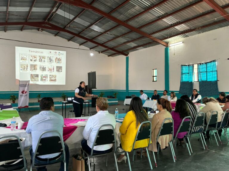 Fortalece SEDIF programas sociales con Sistemas Municipales