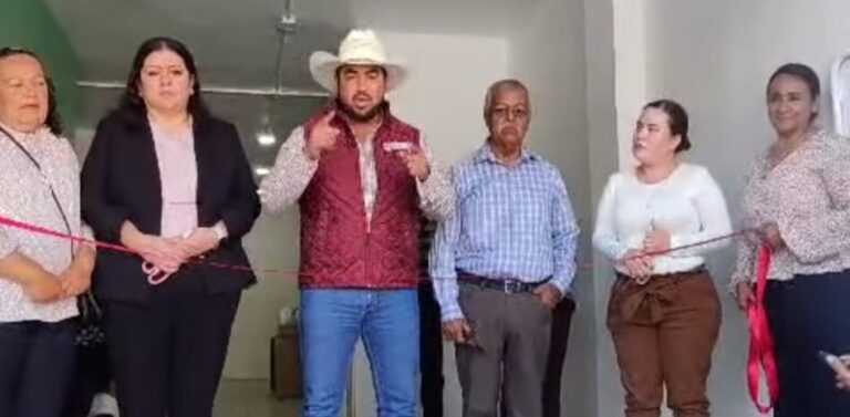 Inauguran clínica de Hemodiálisis en Tlaltenango