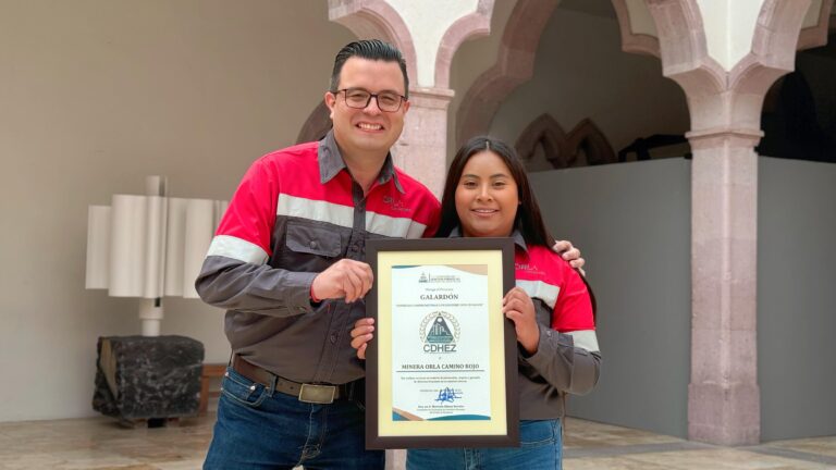 Reconoce CDHEZ a Orla Camino Rojo