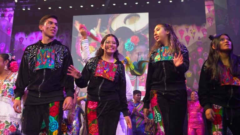 Se presenta semillero creativo en el Auditorio Nacional