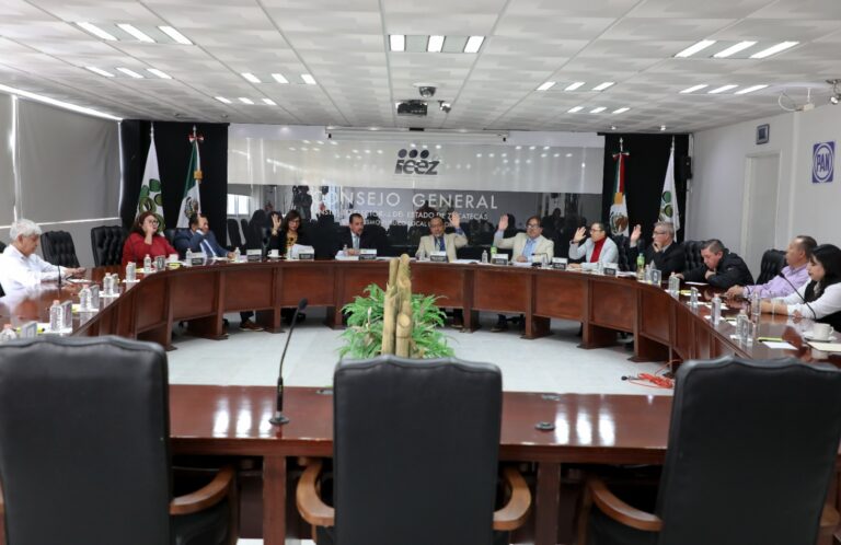 Dan prórroga para firmas de Revocación de Mandato