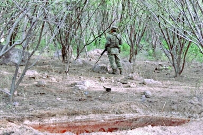 Escala narcoviolencia con minas y drones