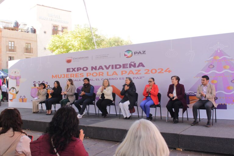 Impulsan economía con Expo Navideña Mujeres por la Paz 2024