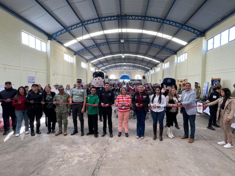 Llevan Jornada de Paz y Feria de la Salud a Genaro Codina