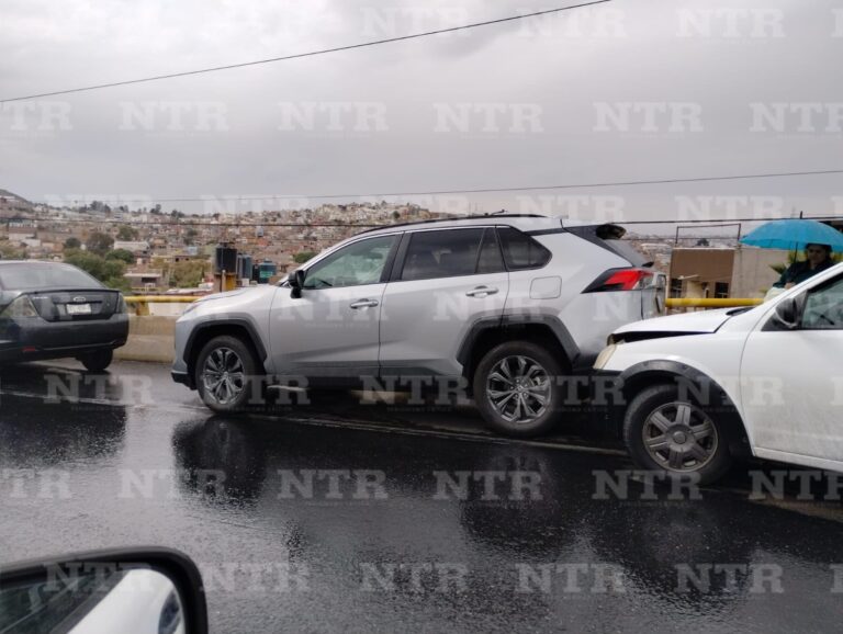 Registran 6 choques por lluvia en tránsito pesado; no hay heridos