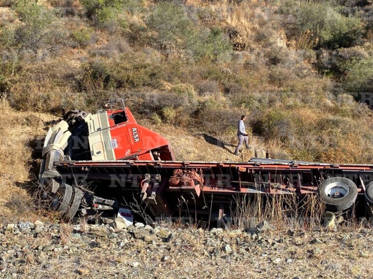 Se registran dos accidentes viales en la federal 45