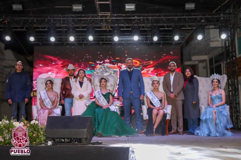 Inicia Feria del Pueblo con coronación de reina