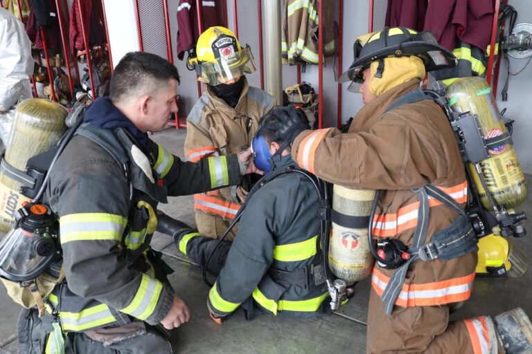 Se capacitan bomberos zacatecanos en autorescate