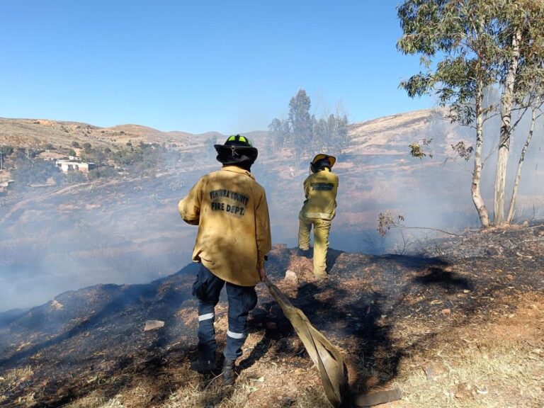 Apagan dos incendios en la capital