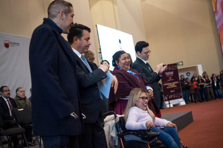 Celebran foro de personas con discapacidad