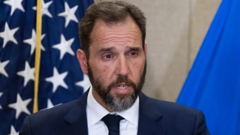 Dimite en EU fiscal federal Jack Smith