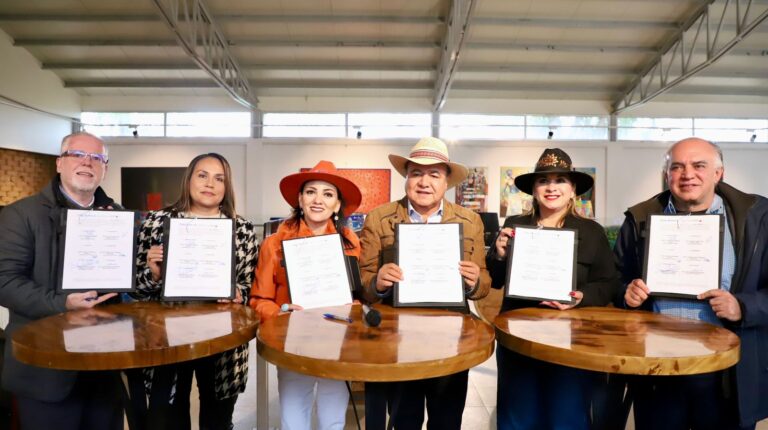 Firma región Centro-Occidente convenio turístico con ruta del vino