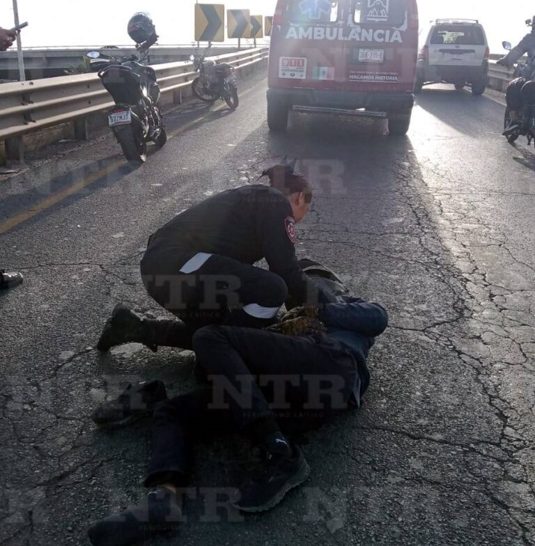 Motociclista cae de su moto en bulevar Bicentenario
