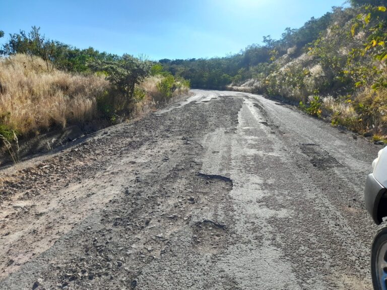 Intransitable, carretera El Plateado-Tabasco