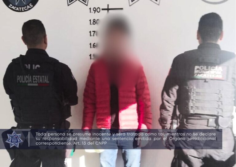 Lo detienen por golpear a su madre