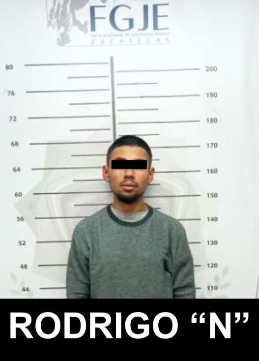 Detienen a hombre por violencia familiar