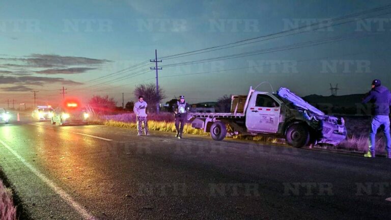 Fuerte choque en carretera federal 45