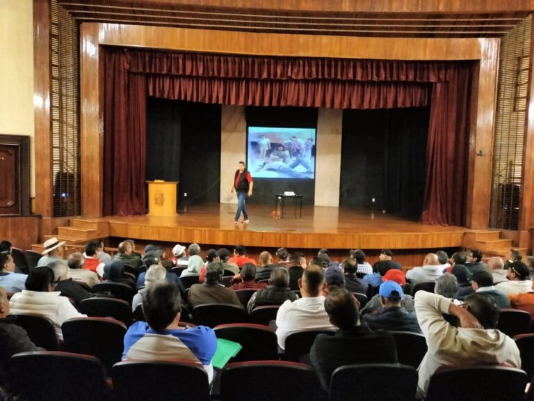 Dan cursos y acreditaciones para operadores de transporte público