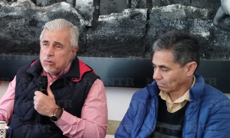 Etiquetados, apoyos del magisterio: Narro
