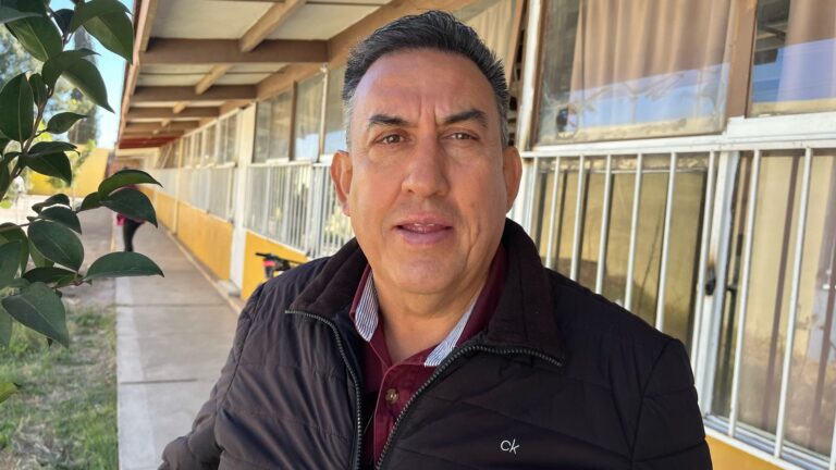Reanudan clases en 500 escuelas federales
