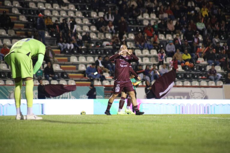 Mineros conquista a la Jaiba
