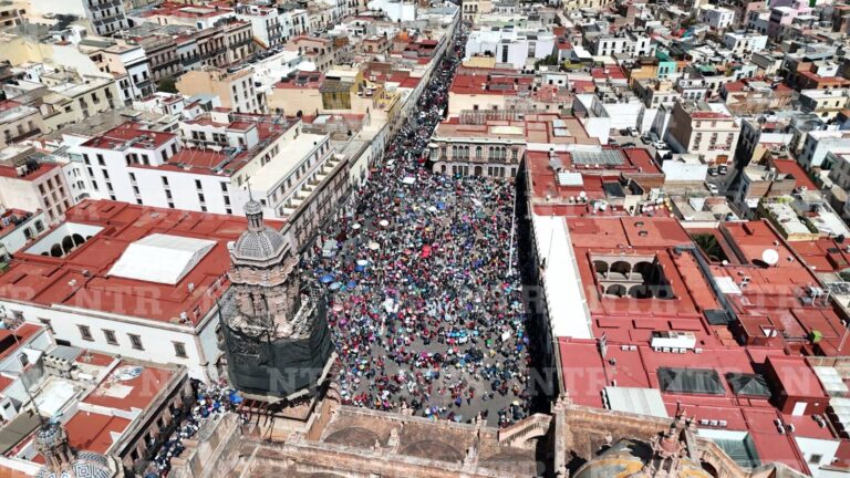 Participan miles en megamarcha