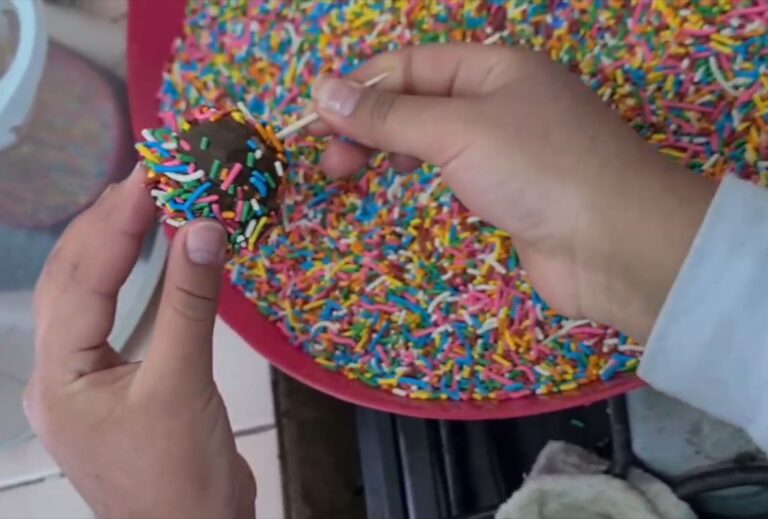 Realizan curso de repostería en la capital