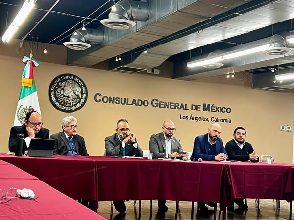 Se reúnen Frente Cívico Zacatecano y cónsul de México