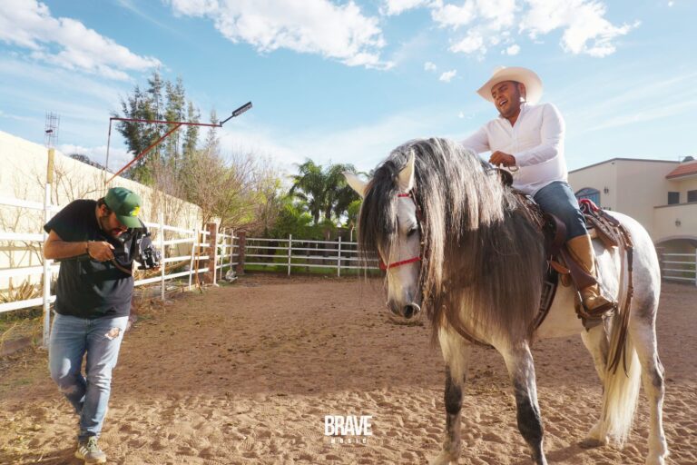 Talento zacatecano estrena video musical