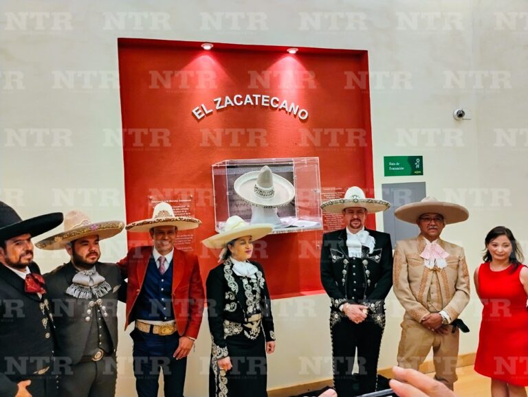 Donan sombrero artesanal a la Ciudadela del arte
