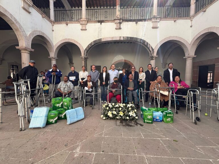 En espera, 325 personas para aparatos funcional