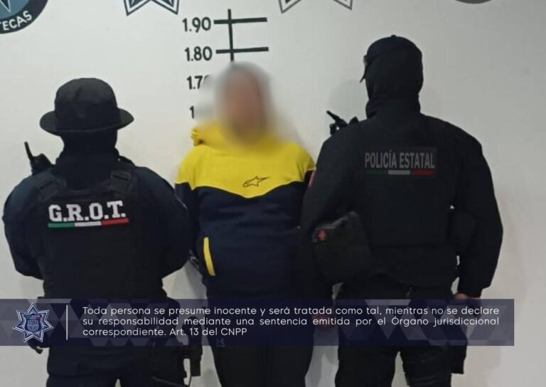 Detienen a hombre por posesión de droga