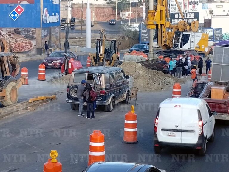 Todos a clases; firman acuerdo para levantar el paro